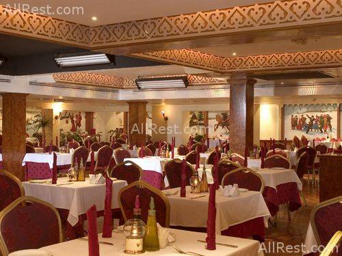 Ascot Hotel 10